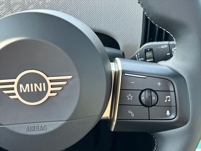 Thumbnail: 2026 MINI Cooper - 18