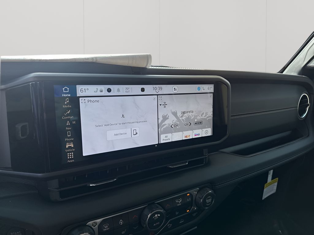 New 2026 Gray Jeep Sahara image 34