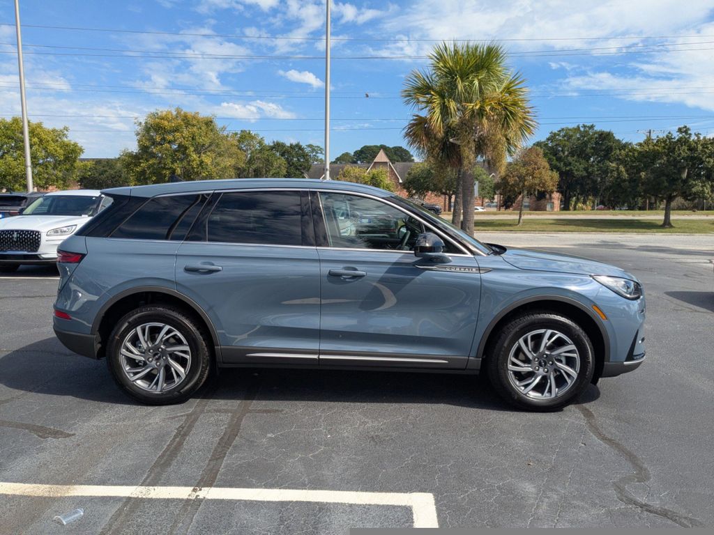2025 Lincoln Corsair Premiere