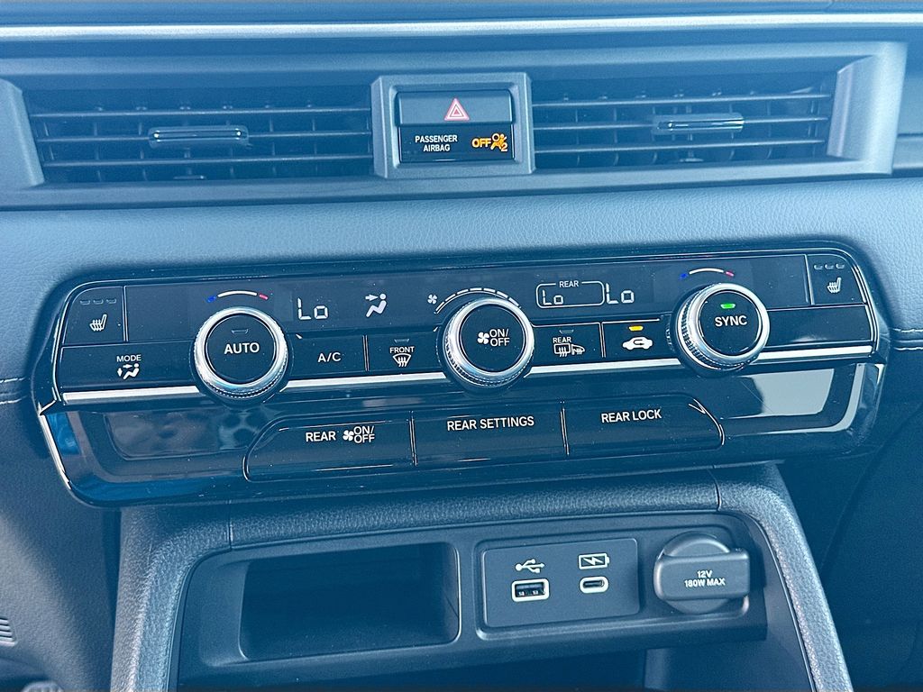 Thumbnail: 2025 Honda Pilot - 14