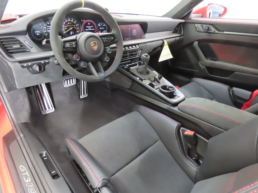 Thumbnail: 2025 Porsche 911 - 4
