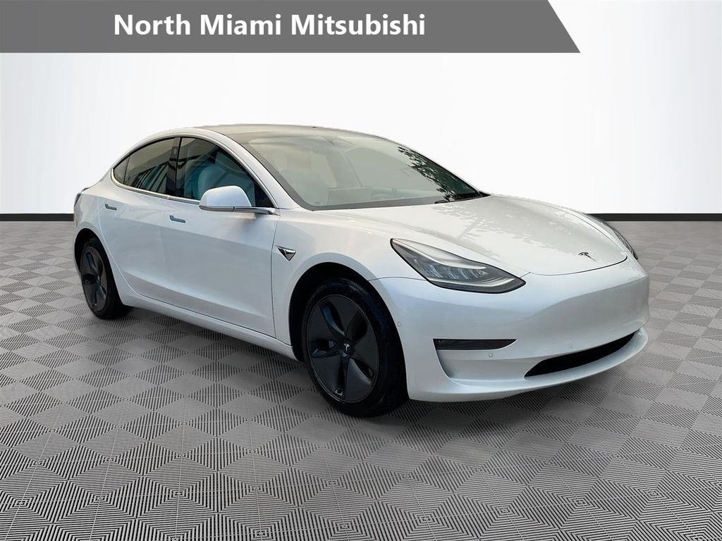 2020 Tesla Model 3 Long Range Dual Motor All-Wheel Drive's photo