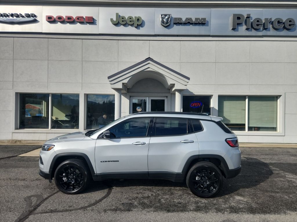 2026 Jeep Compass Latitude 4WD
