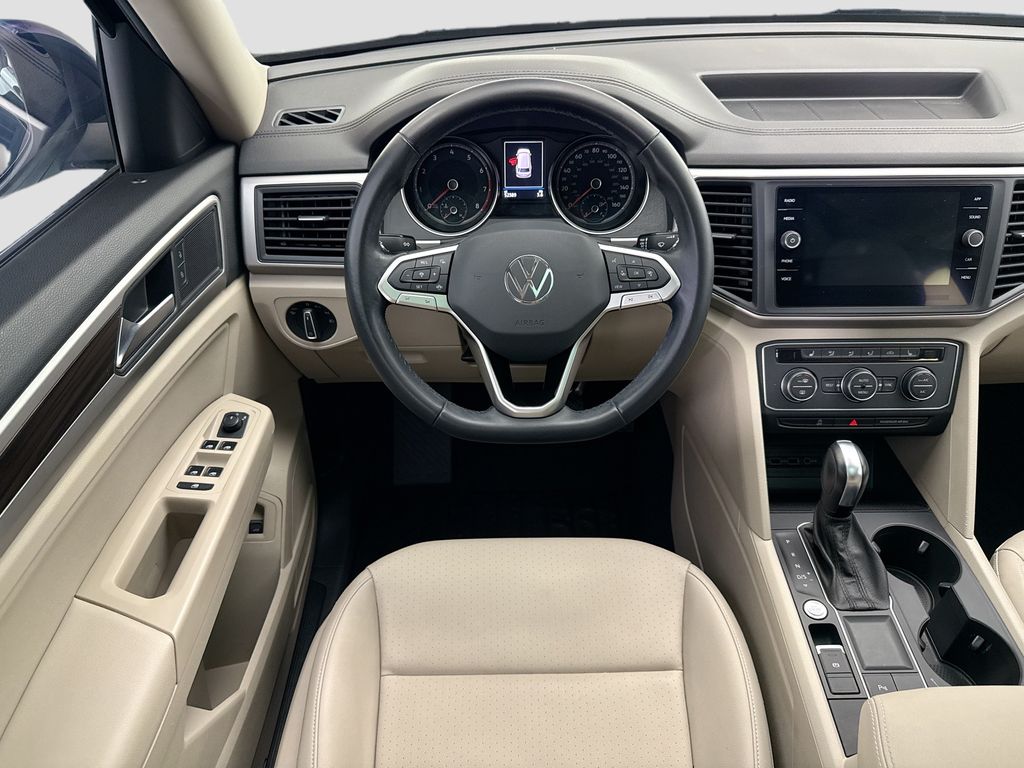 Thumbnail: 2021 Volkswagen Atlas - 10