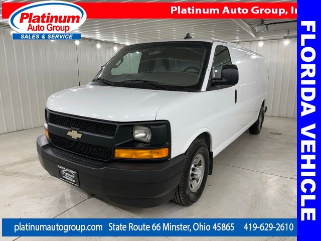 2017 Chevrolet Express 3500 Extended Work Van's photo