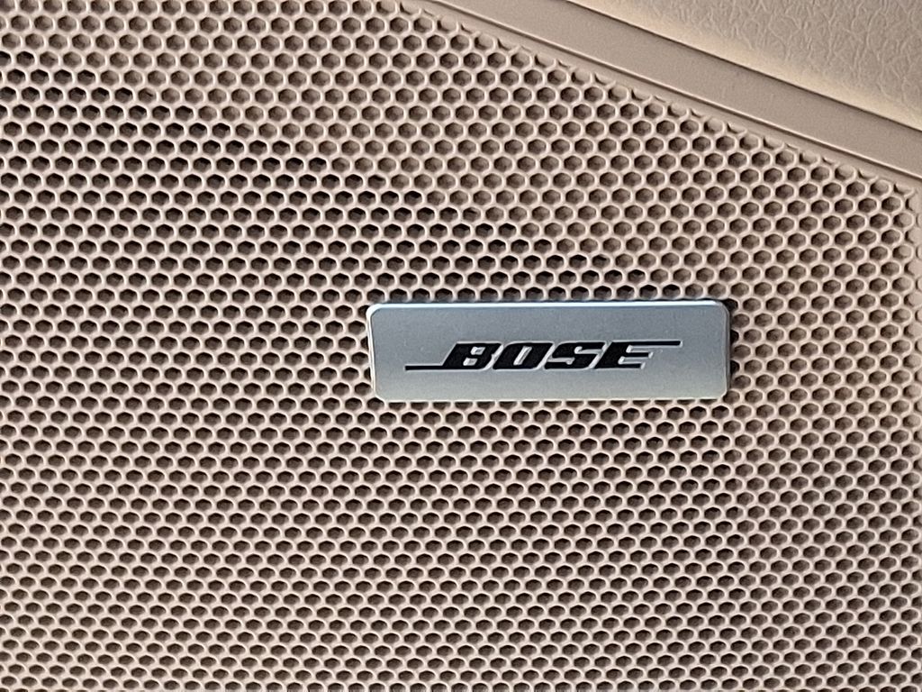 Thumbnail: 2022 Porsche Cayenne - 28