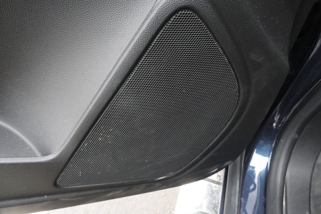 Thumbnail: 2018 Chevrolet Colorado - 18