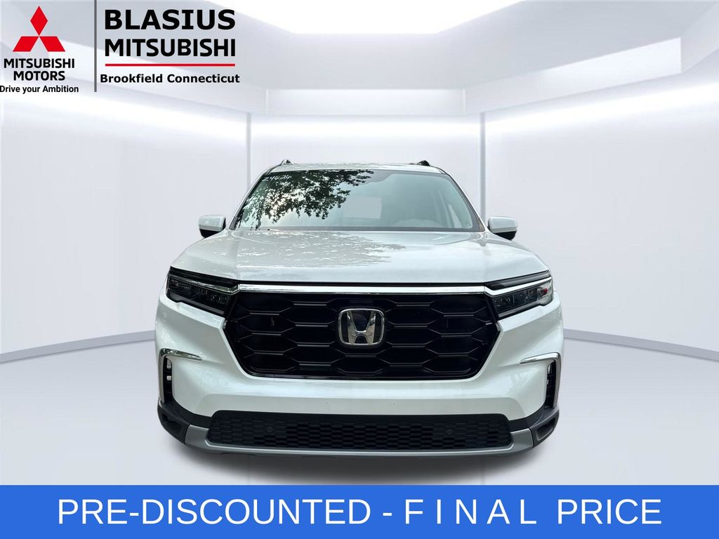 White 2023 Honda Pilot SUV / Crossover All-Wheel Drive Automatic