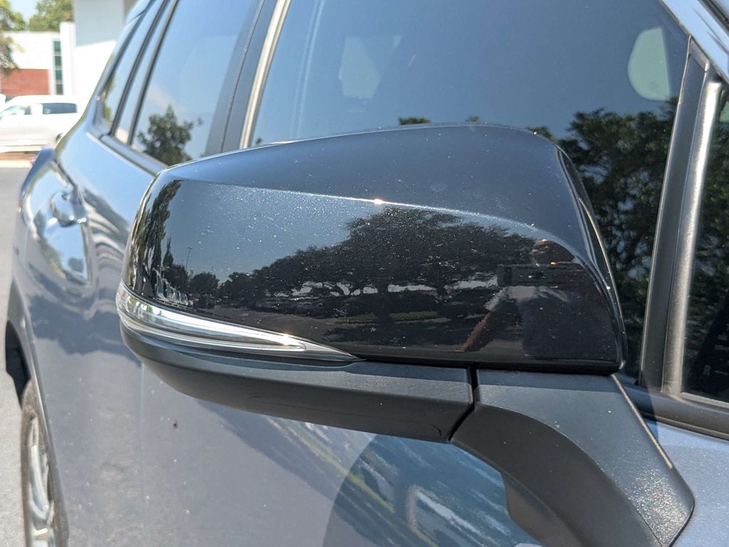 Used 2025 Toyota Corolla Cross SUV