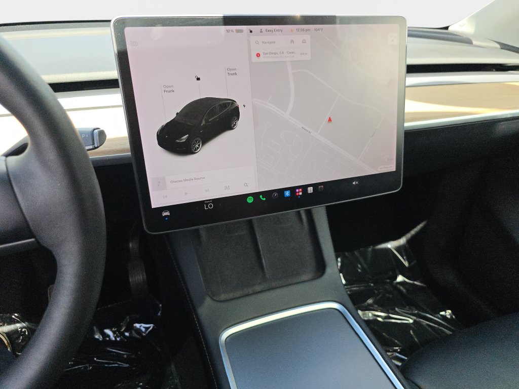Used 2021 White Tesla Long Range image 26