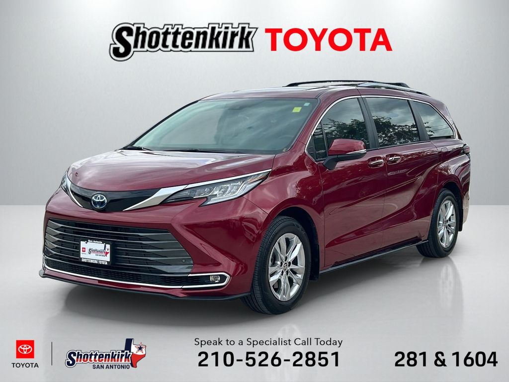 2023 Toyota Sienna Limited 7-Passenger Hybrid AWD's photo
