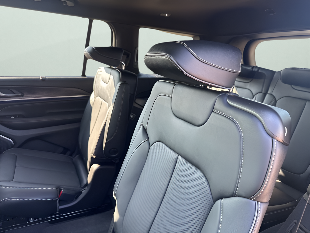 New Car 2025 Jeep Grand Cherokee L  Overland For Sale Under $60,000 In Austin, Texas