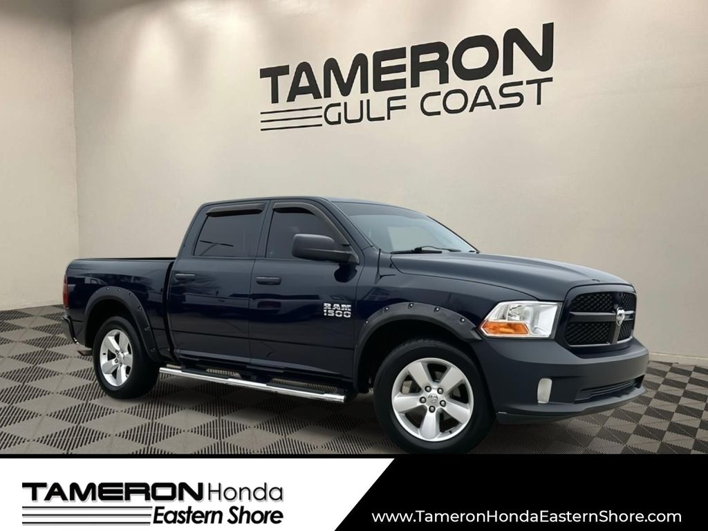 2015 RAM 1500 Express Crew Cab RWD