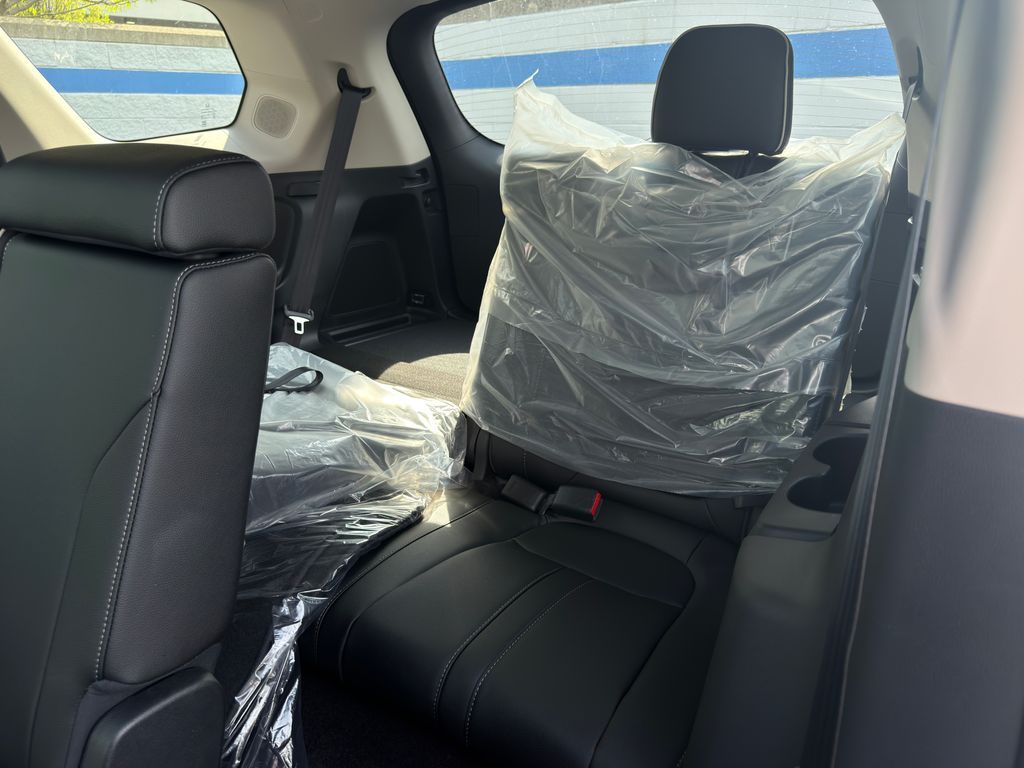 Thumbnail: 2026 Honda Pilot - 21