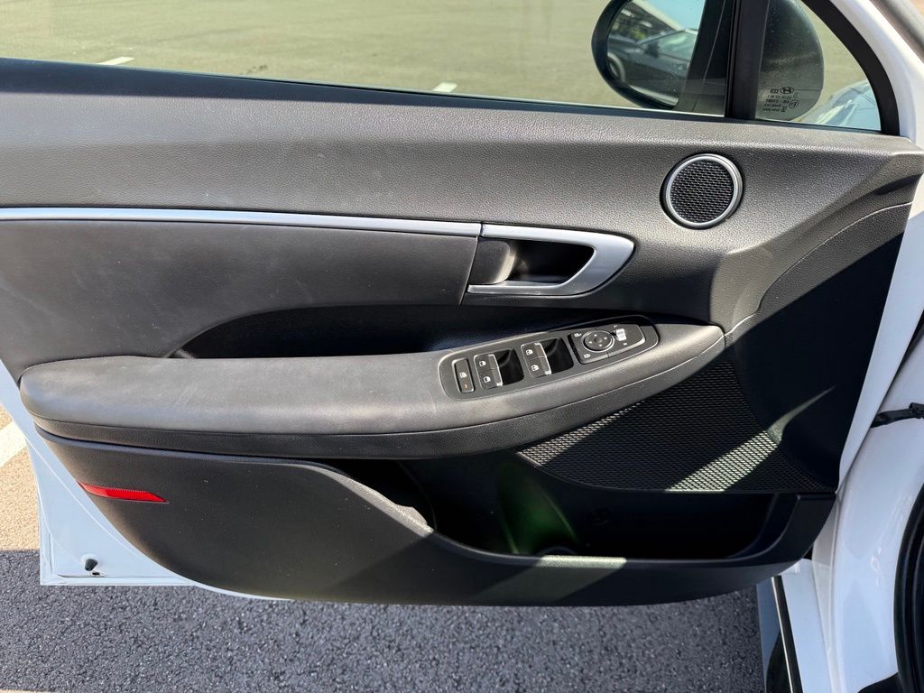 Thumbnail: 2021 Hyundai Sonata - 11