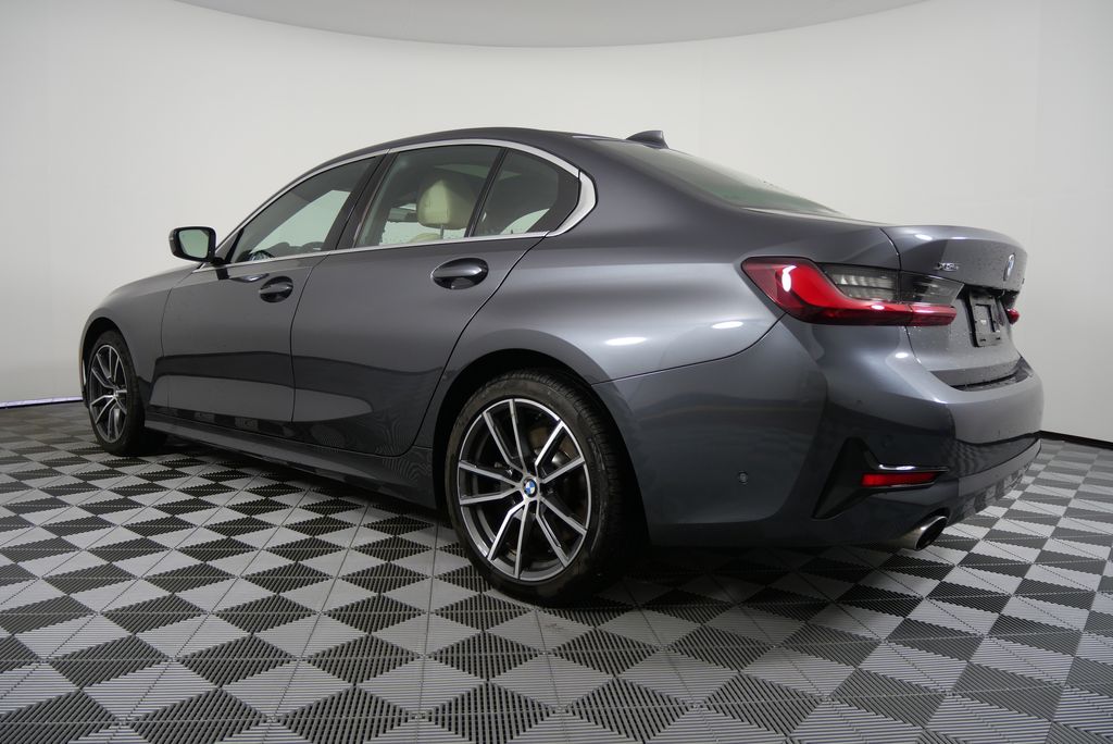 2022 BMW 3 Series 330i xDrive 5