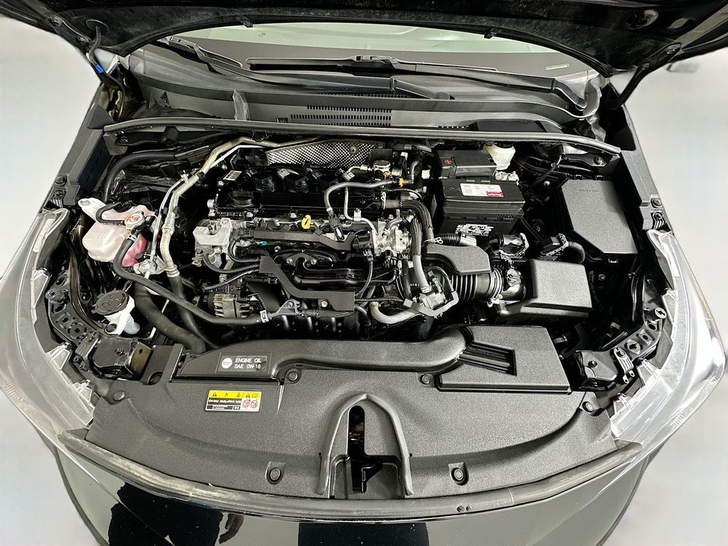 2023 Toyota Corolla LE 28