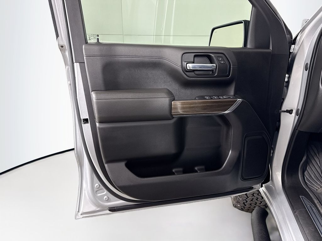 Thumbnail: 2022 Chevrolet Silverado 1500 - 24