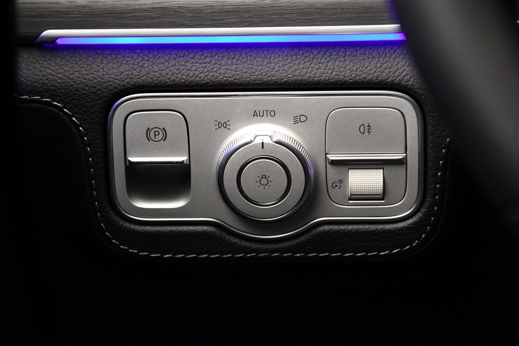 Thumbnail: 2025 Mercedes-Benz GLE - 21