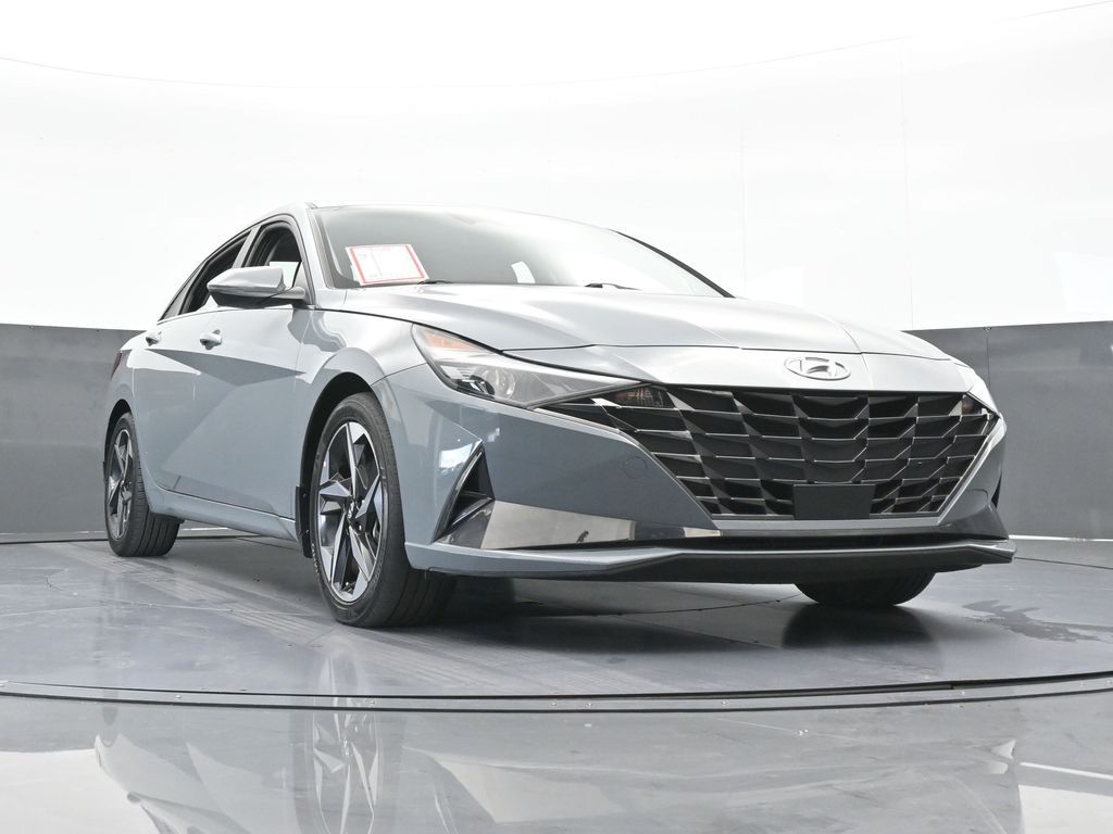 Used 2022 Electric Shadow Hyundai SEL image 58