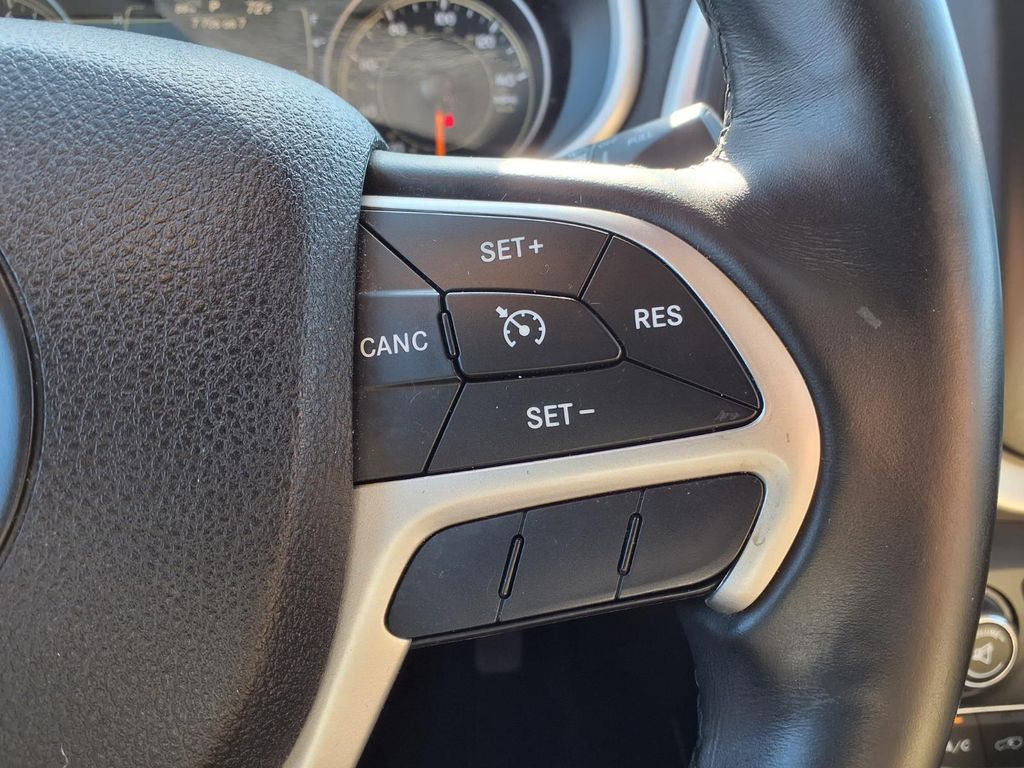 2017 Jeep Cherokee Latitude White at EAG Ford Navasota