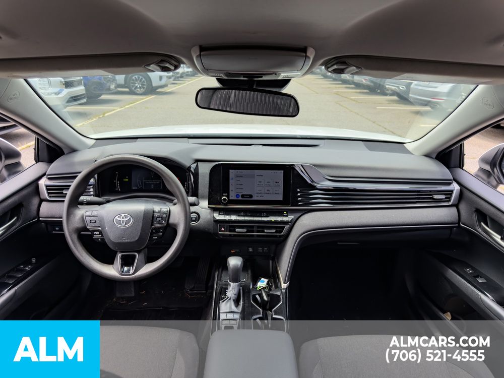 Used 2025 White Toyota LE image 20