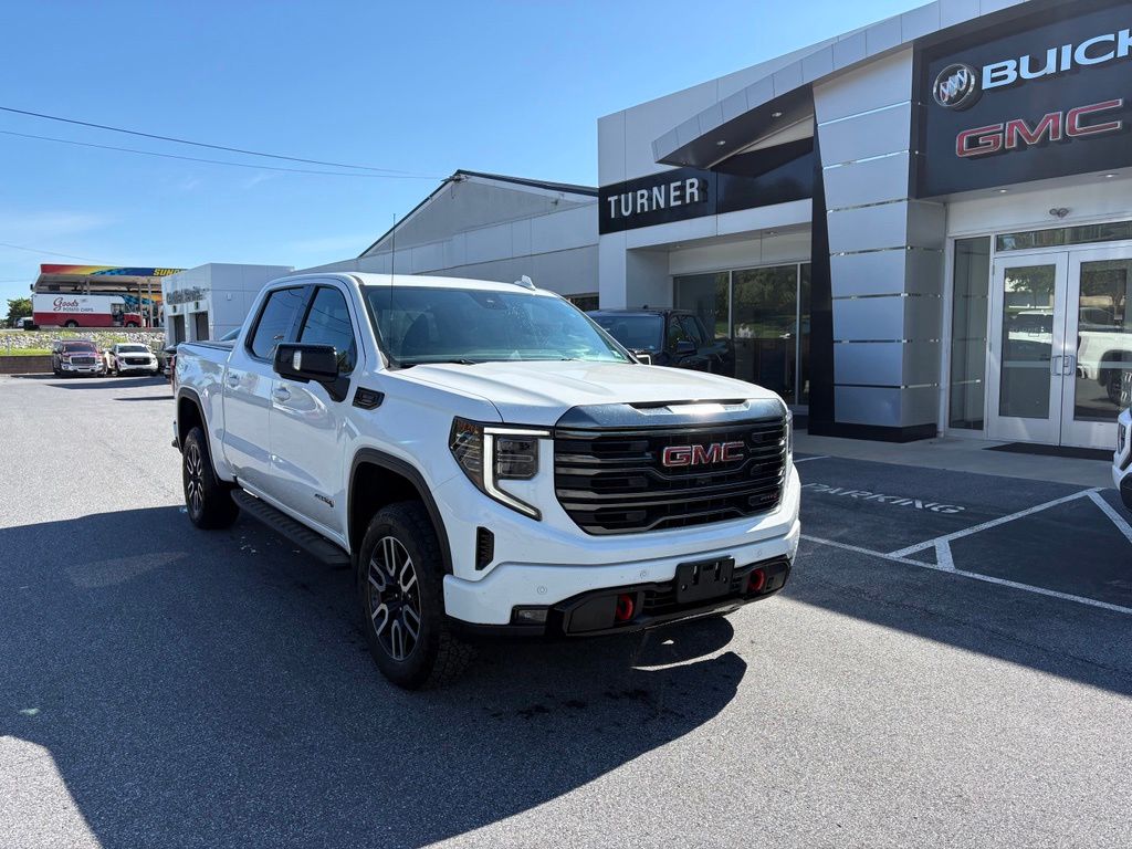 2024 GMC Sierra 1500 AT4 Crew Cab 4WD