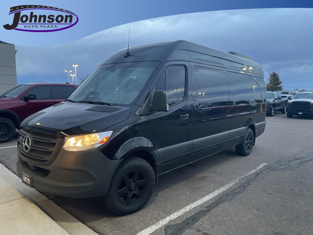 Obsidian Black Metallic 2025 Mercedes-Benz Sprinter 2500 170 High Roof Passenger Van RWD Van Rear-Wheel Drive 9-Speed Automatic