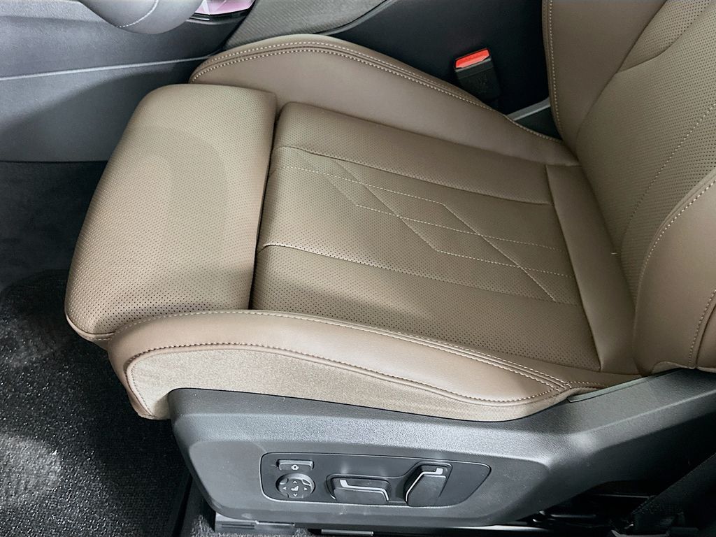 Thumbnail: 2026 BMW X3 - 21