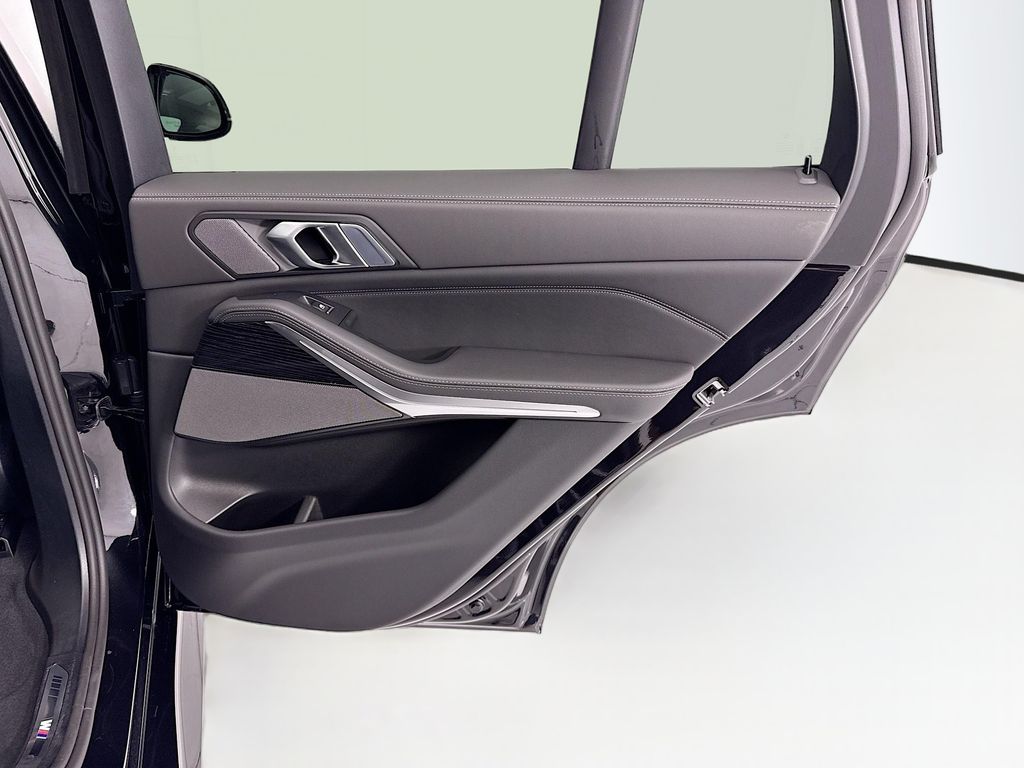 Thumbnail: 2026 BMW X5 - 26