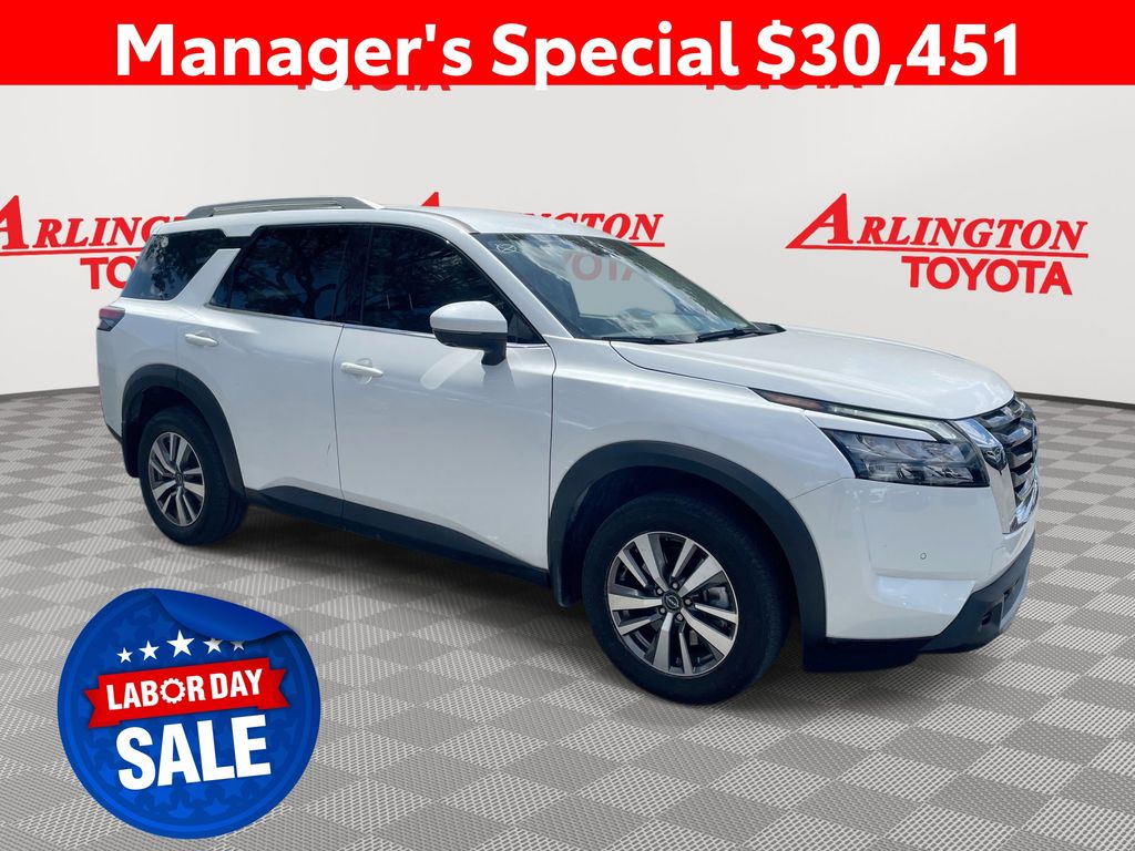 Everest White Pearl 2025 Nissan Pathfinder SUV / Crossover Front-Wheel Drive 9-Speed Automatic