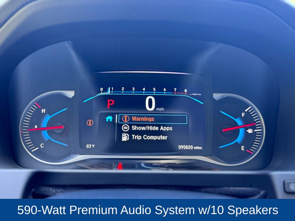 2020 Honda Pilot Touring w/Rear Captain's Chairs