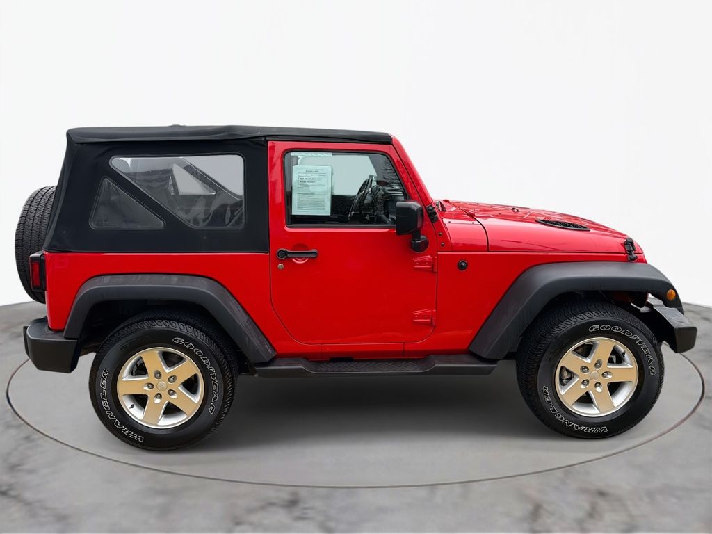 Thumbnail: 2016 Jeep Wrangler - 6