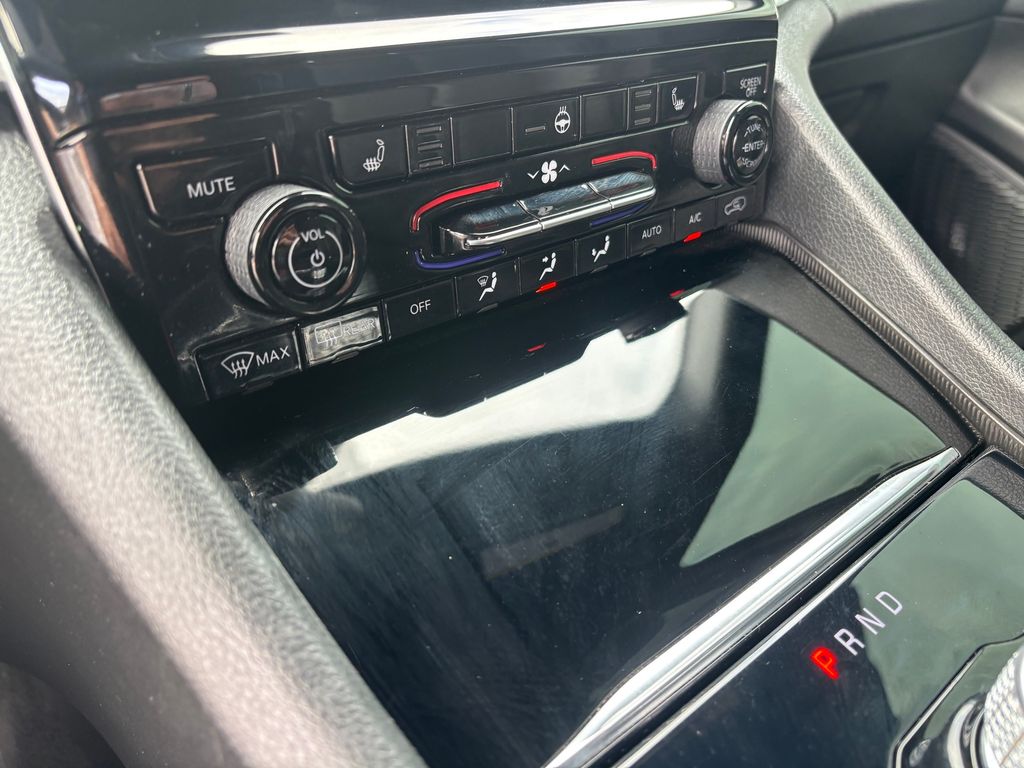 Used Car 2024 Jeep Grand Cherokee L  Limited For Sale Under $35,000 In Austin, Texas