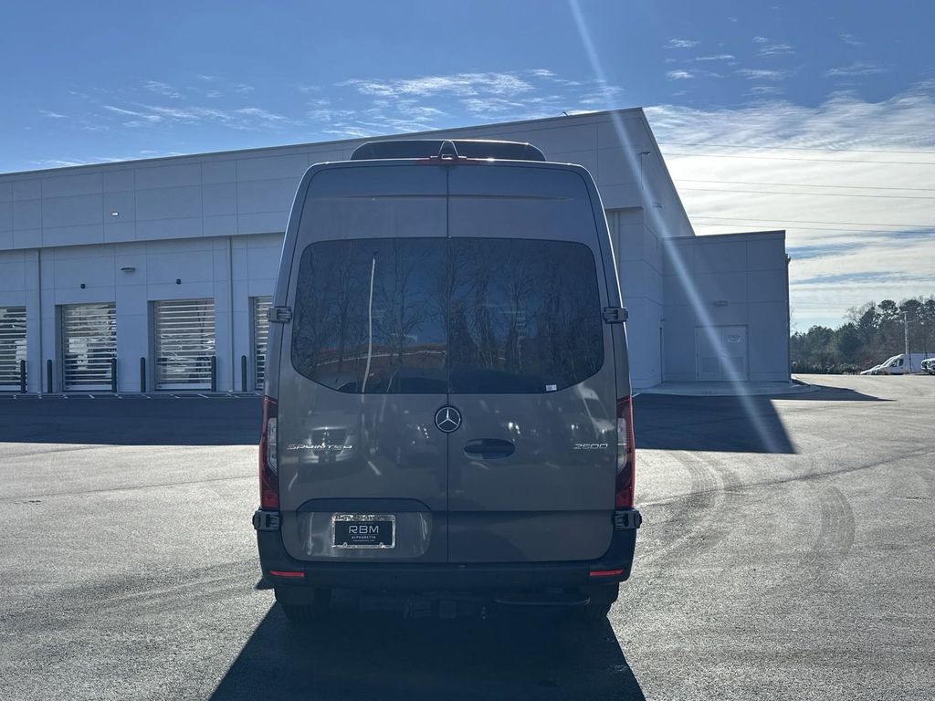 2023 Mercedes-Benz Sprinter 2500 Passenger 144 WB 7