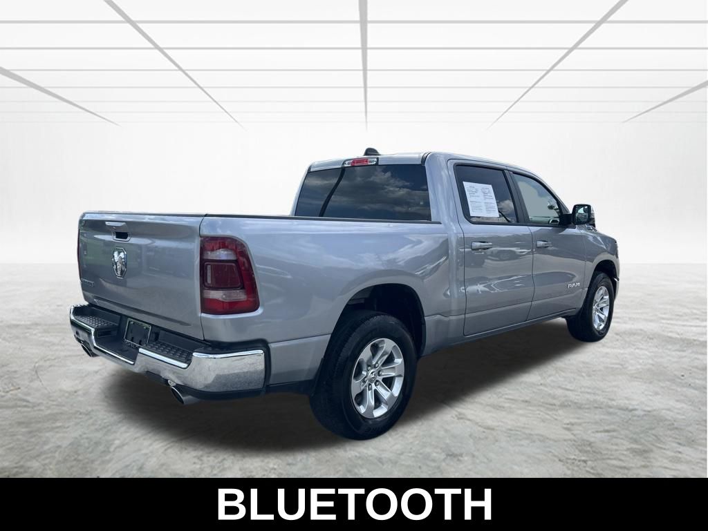 View vehicle photo 5