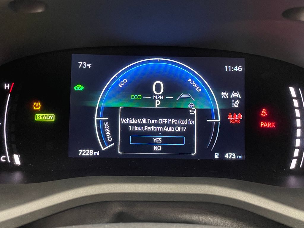 2025 Toyota Camry LE 23