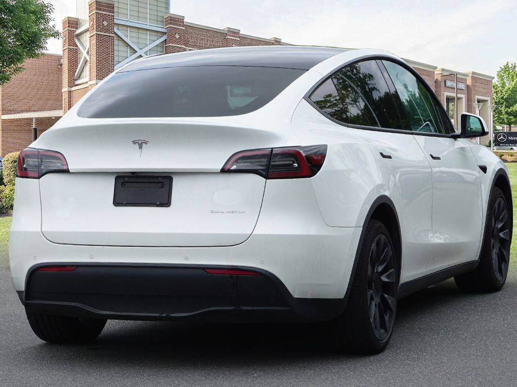 Thumbnail: 2022 Tesla Model Y - 7
