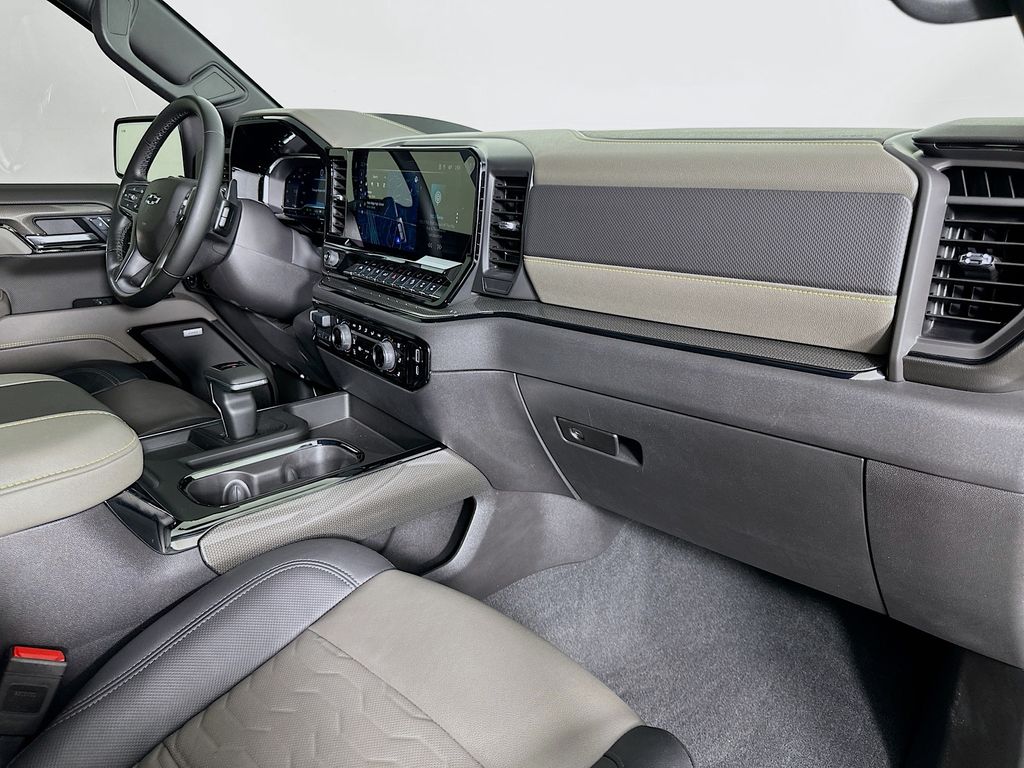 Thumbnail: 2025 Chevrolet Silverado 1500 - 30