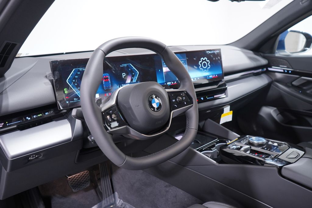 2025 BMW 5 Series 530i xDrive 6