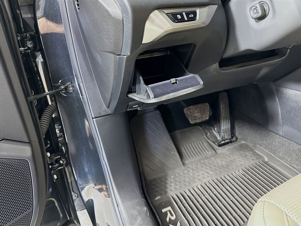 Thumbnail: 2023 Lexus RX - 10