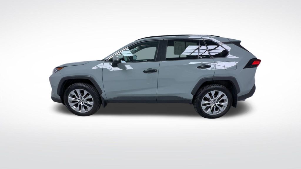 Used 2021 Toyota RAV4 SUV