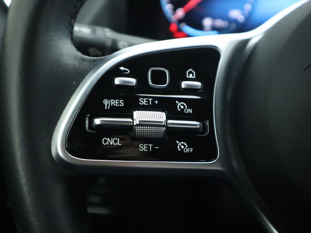 Thumbnail: 2023 Mercedes-Benz GLA - 11