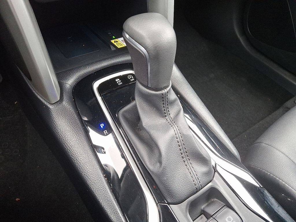 Thumbnail: 2023 Toyota Corolla Cross - 16