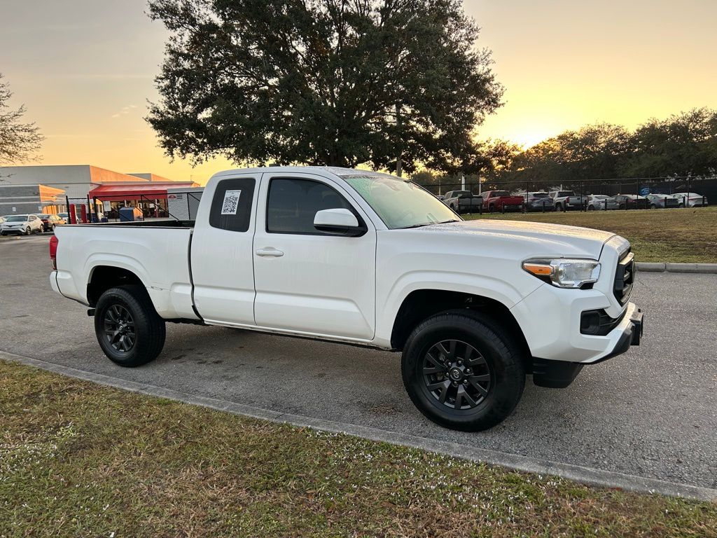 Thumbnail: 2021 Toyota Tacoma - 7
