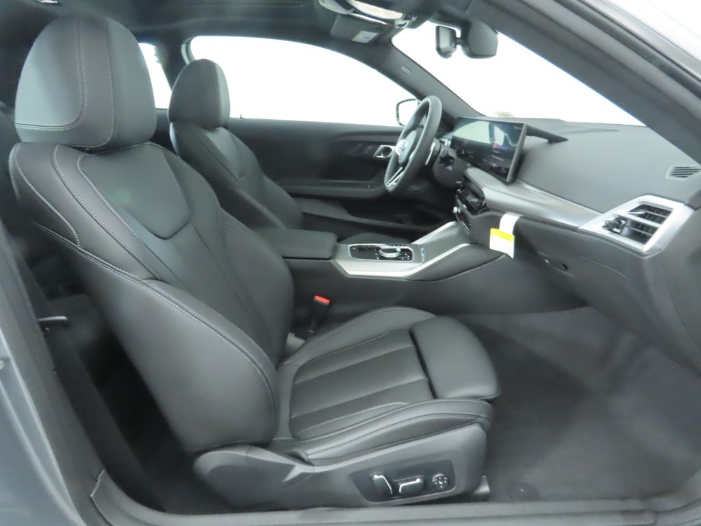 Thumbnail: 2026 BMW 2 Series - 21