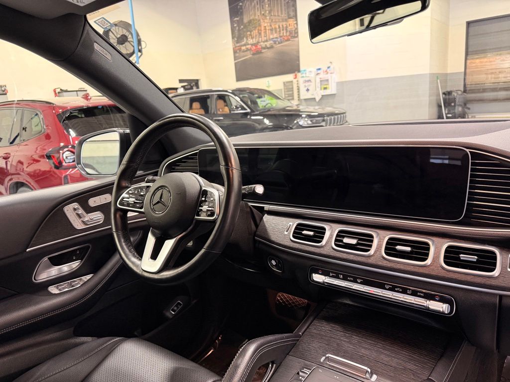 Thumbnail: 2022 Mercedes-Benz GLE - 31