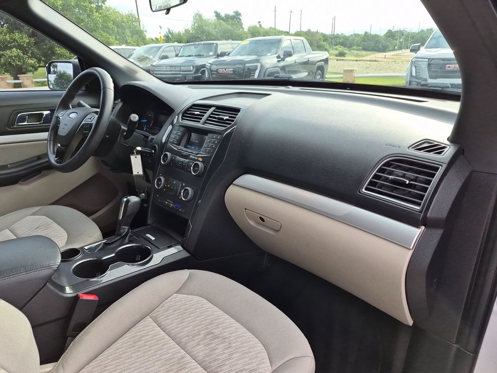 Used Car 2018 Ford Explorer  Base For Sale Under $20,000 In Austin, Texas