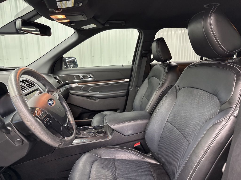 2018 Ford Explorer Limited Black at Autostrade
