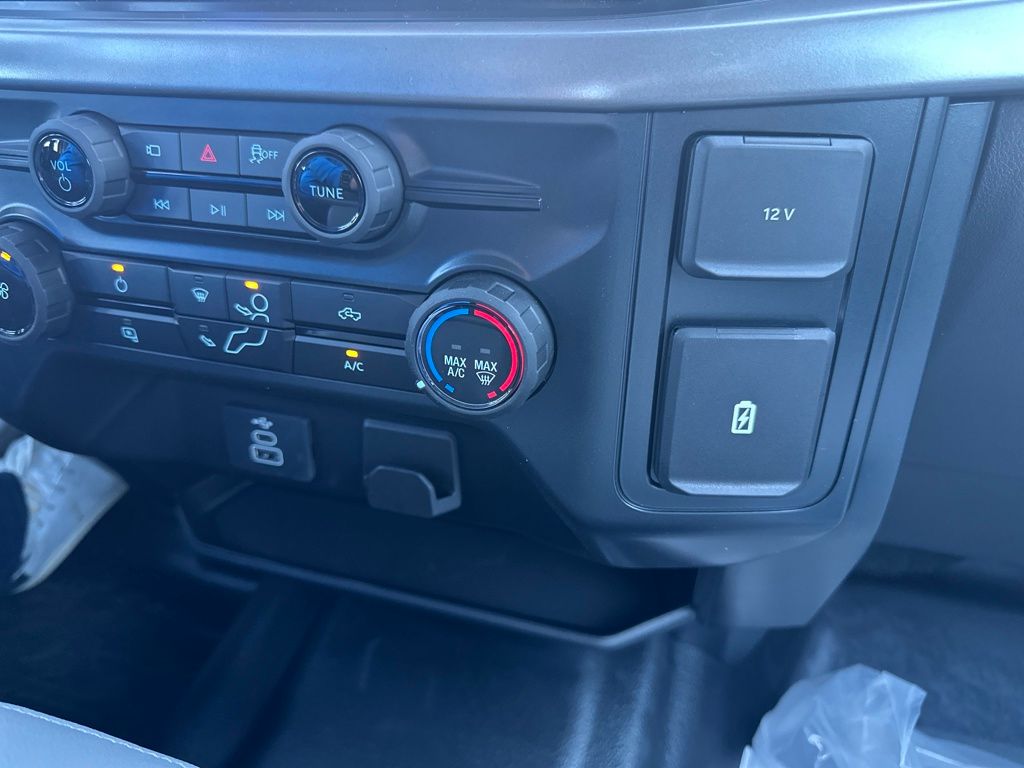 New 2025 Ford F-150 SuperCrew 5.5' Box XL